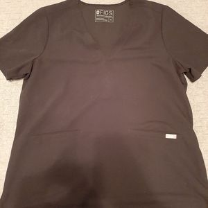 Figs Casma black scrub top